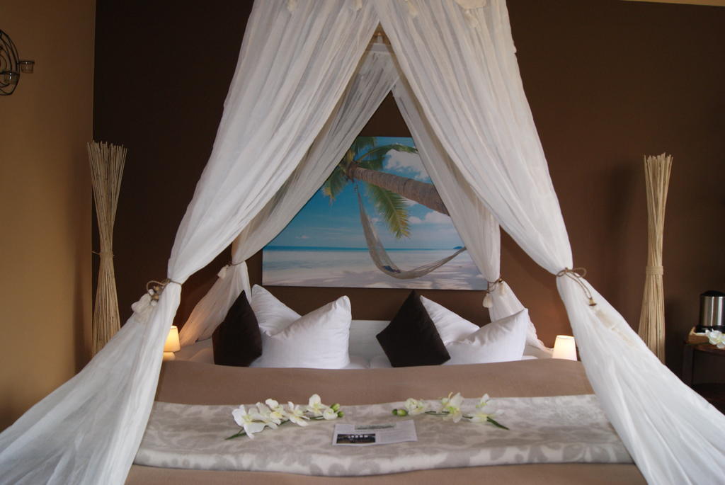 Landhotel Berggaststaette Bickenriede Anrode Bilik gambar